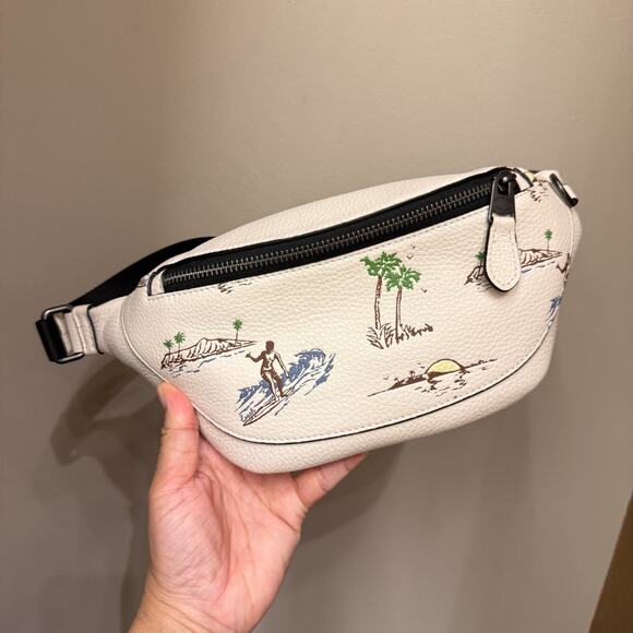 Last 2 ‼️Coach Warren Mini Belt Bag With Surf Print CBI28 Chalk Multi - Picture 1 of 14